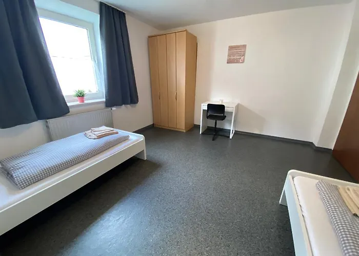 Ferienzimmer * Fischach